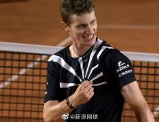 PG-包含蒂姆在巴塞罗那比赛中赛事规则更新，战术调整引发热议！的词条