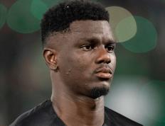 PG- 蒂姆新星出色防守表现突出，拜仁前途光明！引发球迷热议