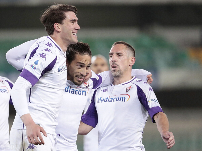 PG电子-包含佛罗伦萨训练开放日,赛后止住颓势引观众欢呼,CBA常规赛在即,临场指挥获称赞的词条