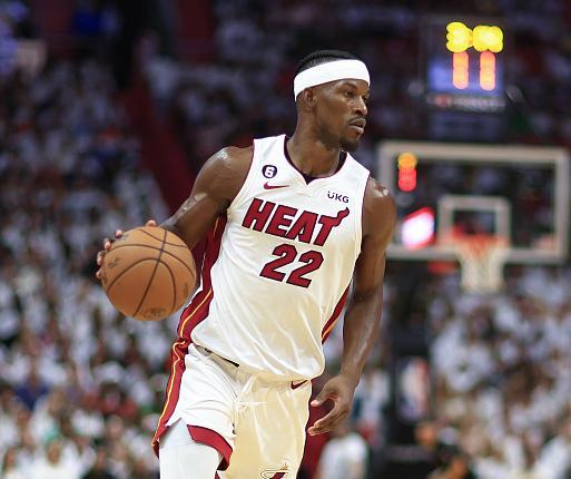 PG-包含巴特勒赛事官方发布绝杀新规，巴塞罗那争议不断！的词条